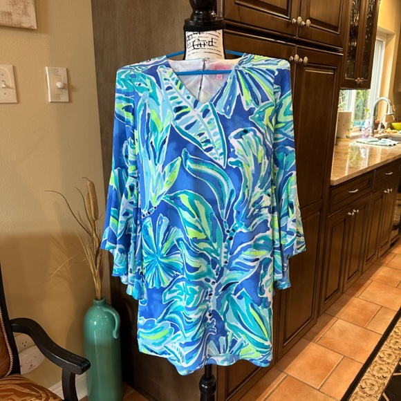 🛍Lilly Pulitzer Dress! Blue,Green& White w/ Bell Sleeves- EXCELLENT CONDITION! - Picture 2 of 9